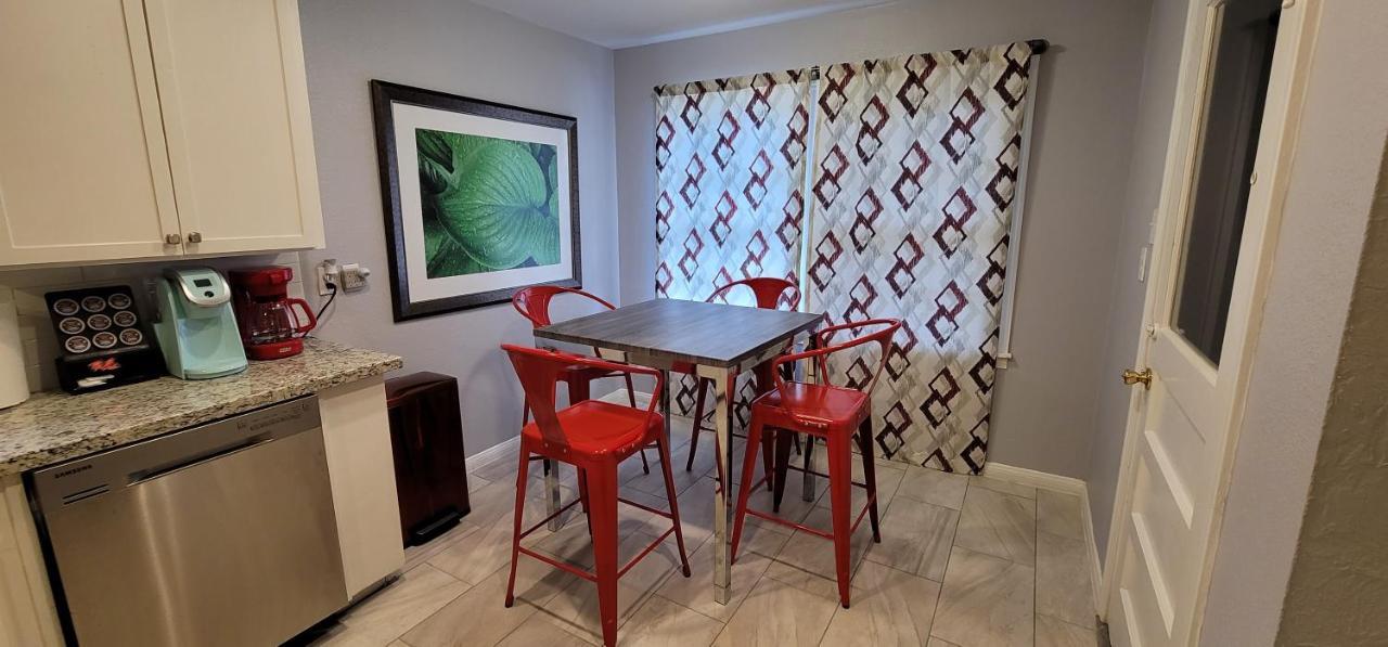 The Harby Street House - Close To U Of H, Stadiums, Downtown, Med Center Houston Exterior photo